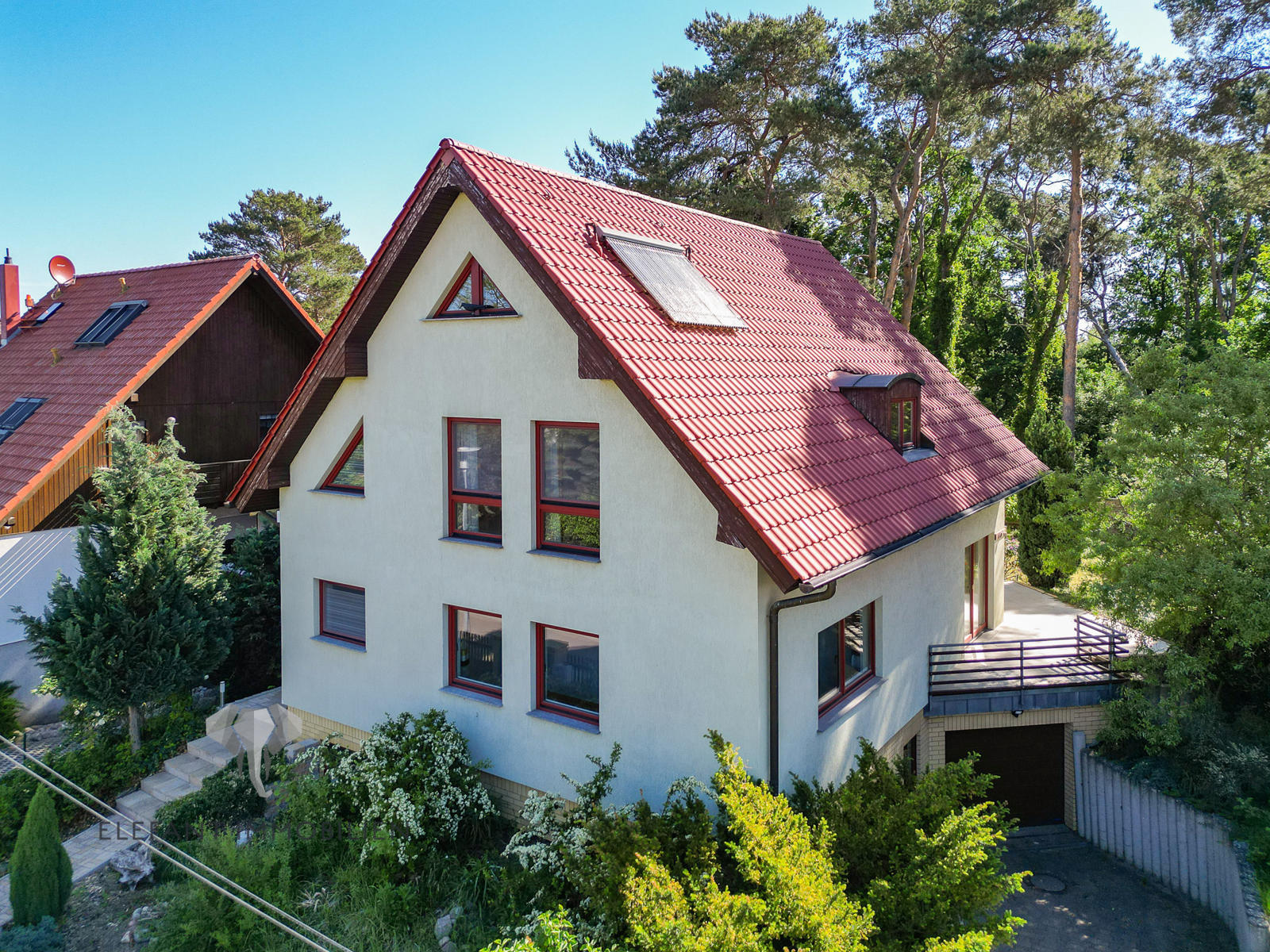 Straßenansicht