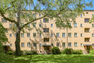 Sanierungsbedürftige 3-Zimmerwohnung | 67 m² | Balkon | Keller | Bezugsfrei, 12169 Berlin, Etagenwohnung