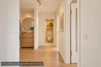 Wohnungsflur KI modifiziert