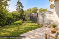 Terrasse KI modifiziert