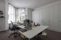 Büro 7
