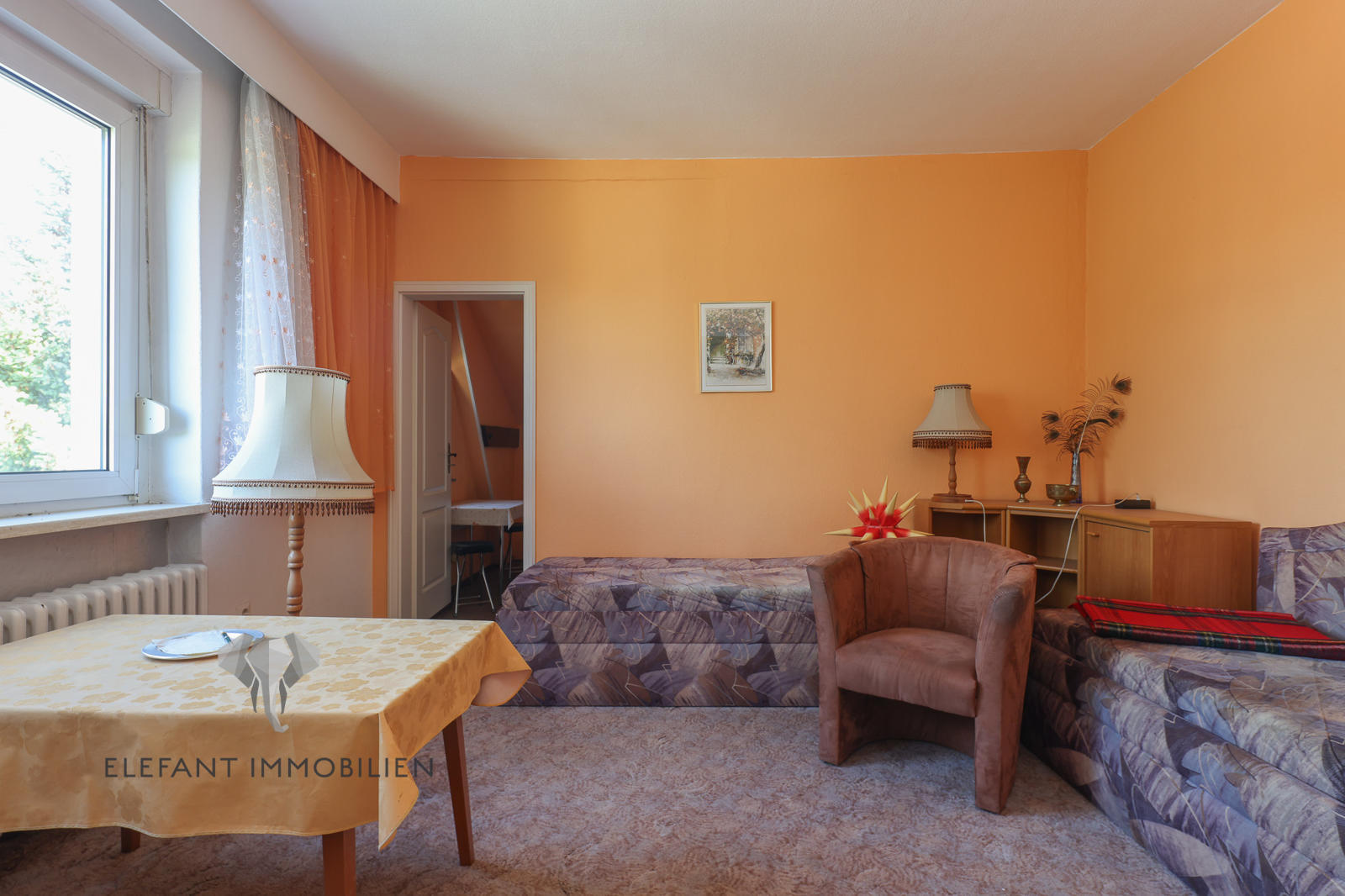 vorderes Zimmer