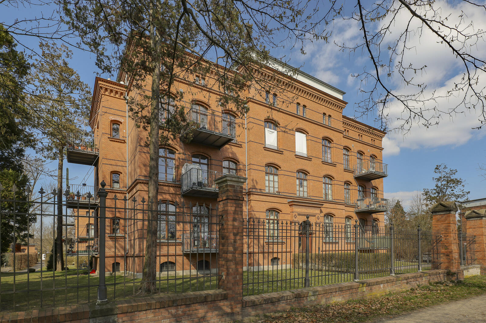 Hausansicht Süd-West