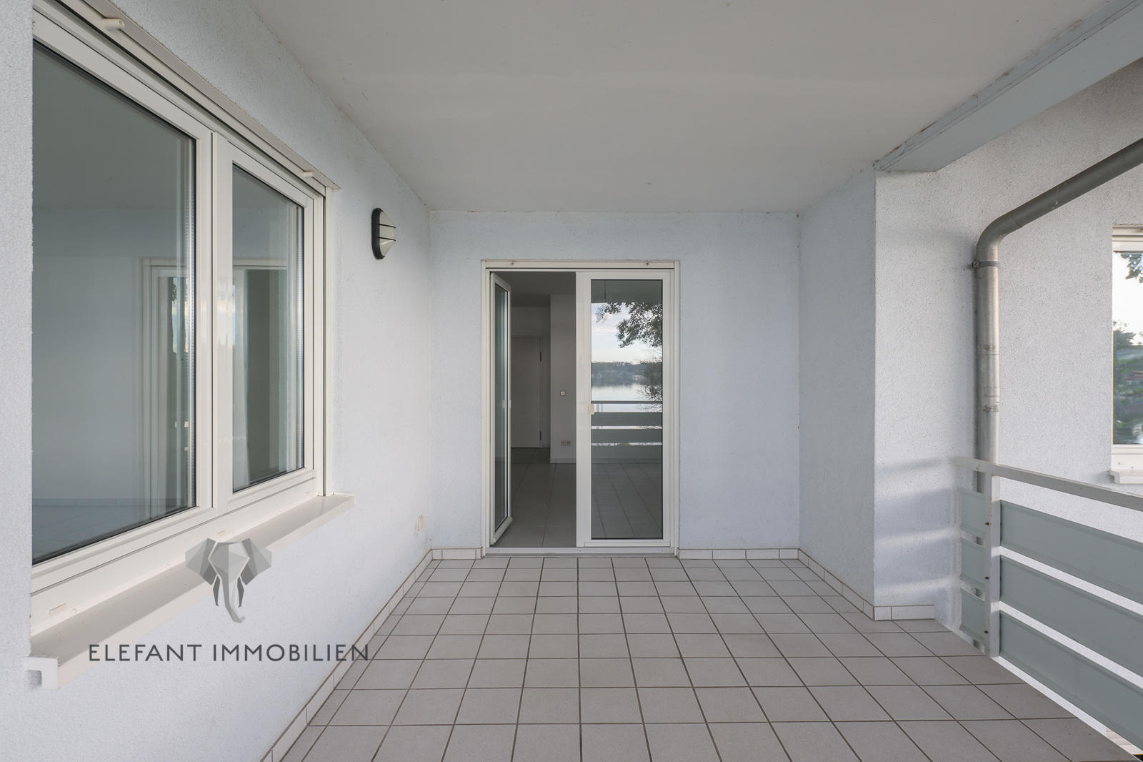 Balkon EG