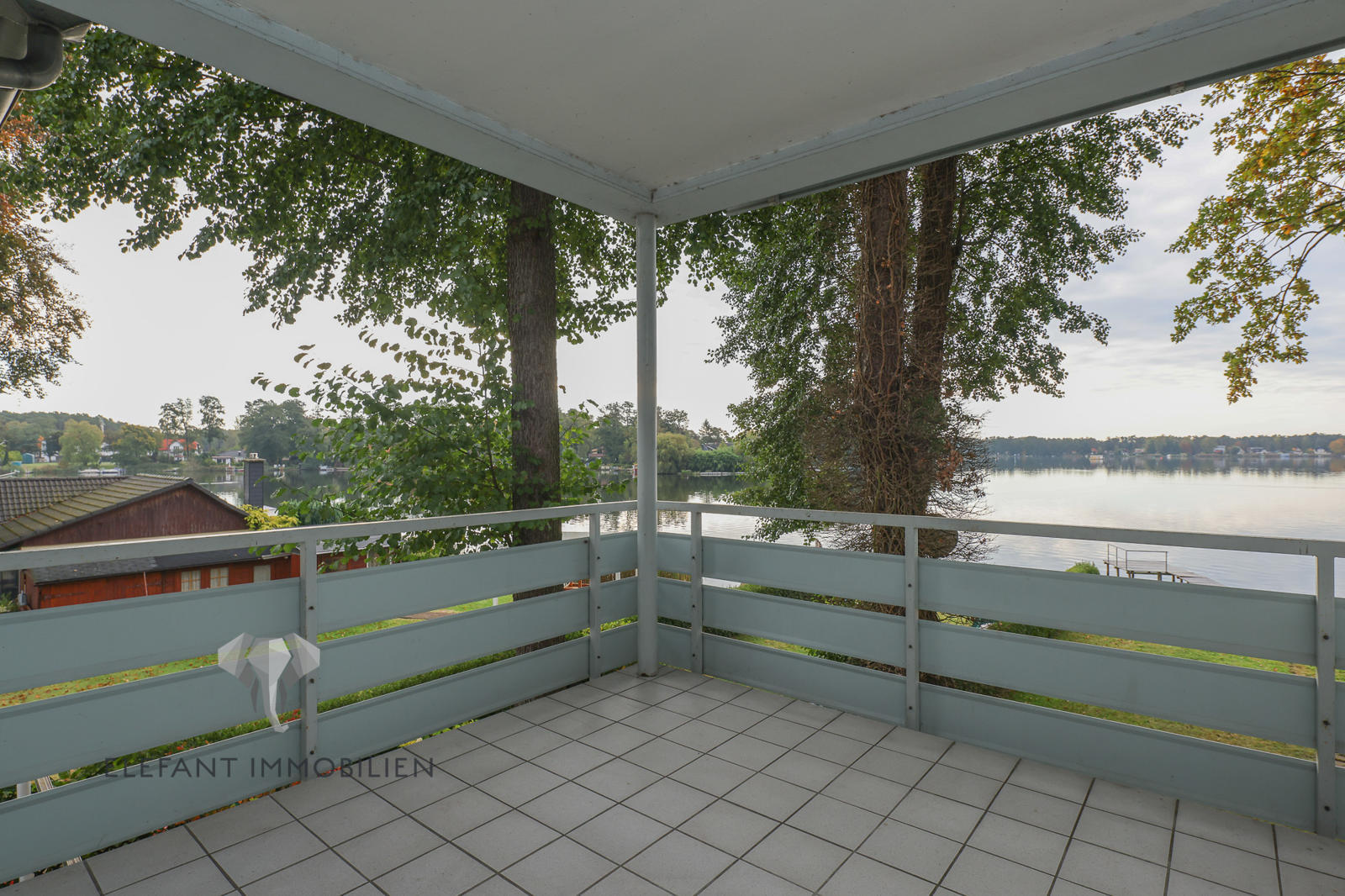 Balkon EG