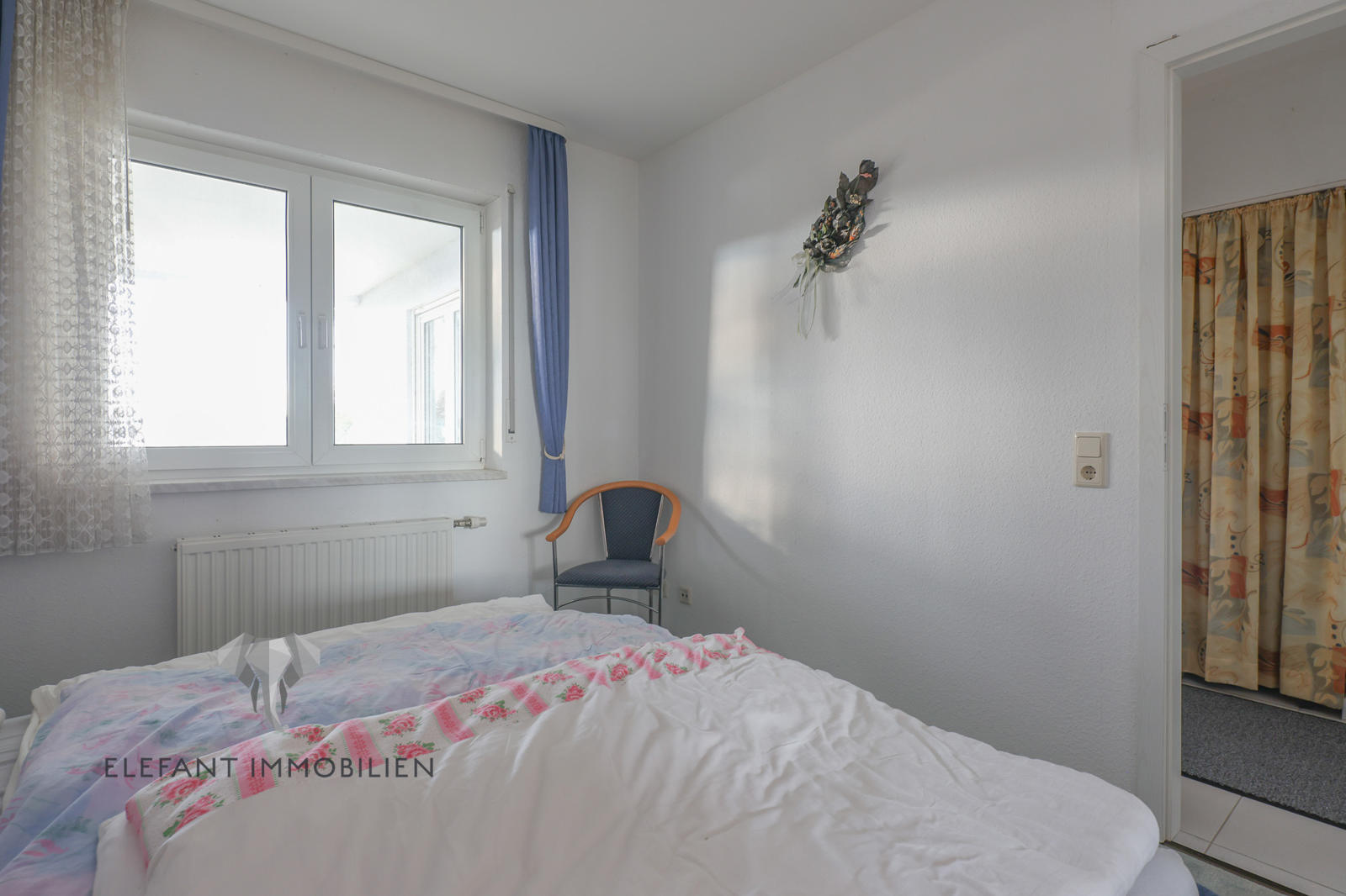 Schlafzimmer UG rechts